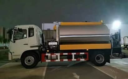 what-types-of-asphalt-spreading-trucks-can-be-divided-into